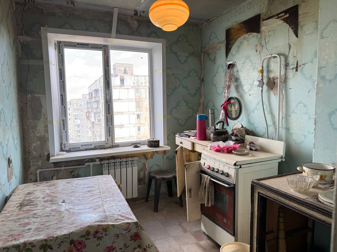 3-комн. квартира, 64 м², Респ. Донецкая Народная, г. Мариуполь, р-н Центральный, пр-кт Металлургов
