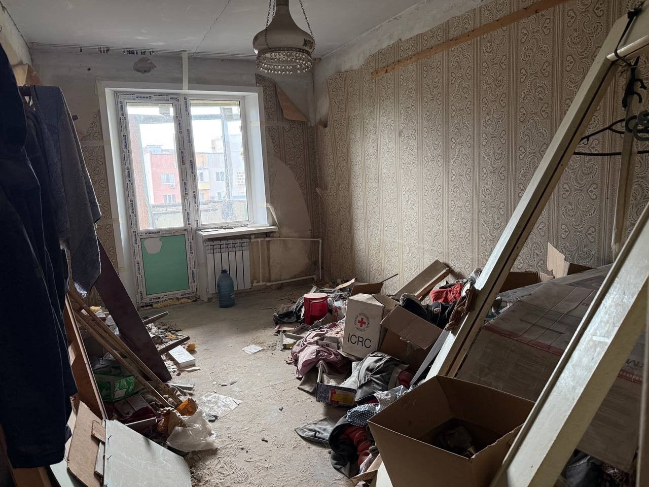 3-комн. квартира, 64 м², Респ. Донецкая Народная, г. Мариуполь, р-н Центральный, пр-кт Металлургов