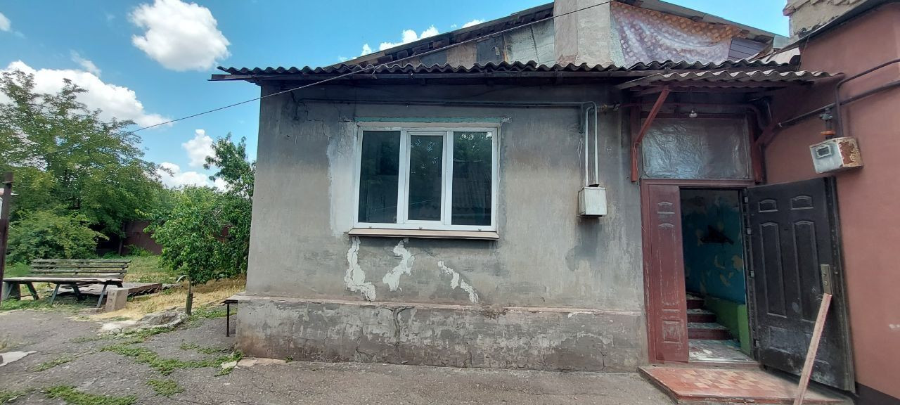 Продам 2 к кв на земле ул.Н.Жизнь