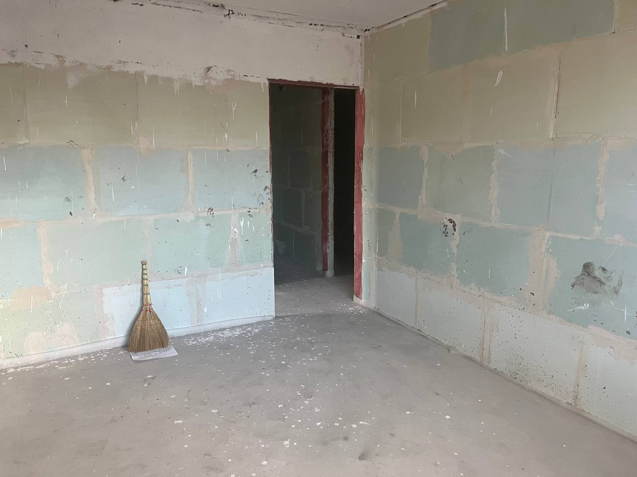 1-комн. квартира, 43 м², Респ. Донецкая Народная, г. Мариуполь, ул. Апатова