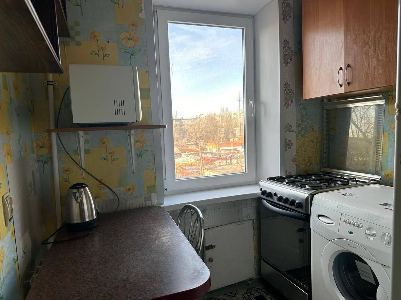 1-комн. квартира, 22 м², Респ. Донецкая Народная, г. Мариуполь, ул. 50 лет СССР