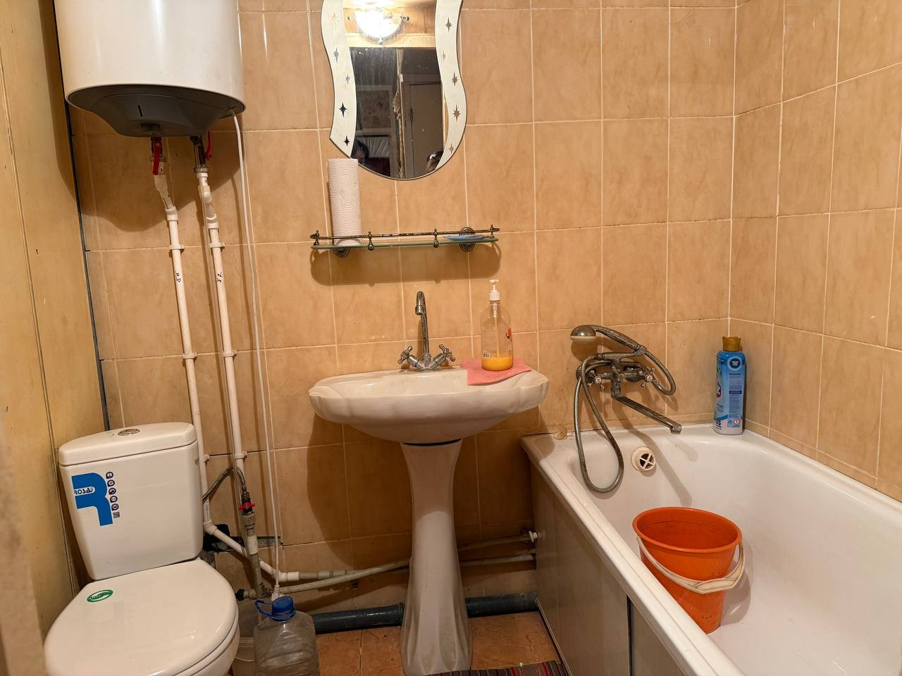 Продам 2х комн кв 1/9 в центре