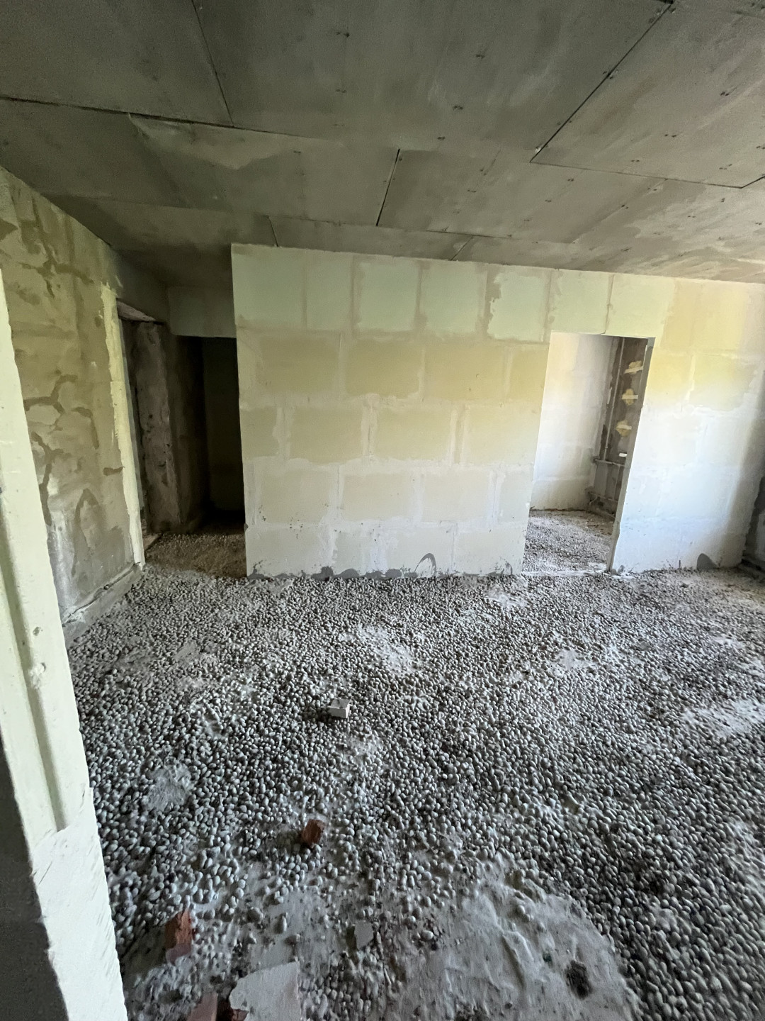 В продаже 3х комнатная квартира