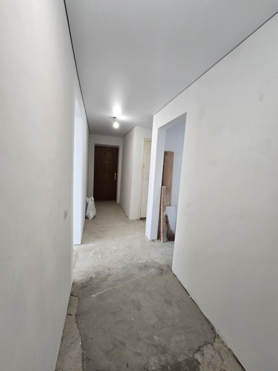 В продаже двухкомнатная квартира